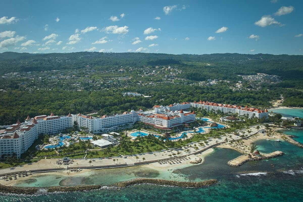 Jamaique : Circuit Echappée Jamaïcaine depuis l'hôtel Bahia Principe Luxury Runaway - Adultes uniquement