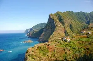 Madère-Funchal, Circuit Nature et traditions, logement Framissima Calheta Beach