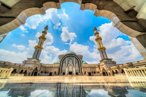 Malaisie : Circuit Combiné De Kuala 5* aux sables de Langkawi