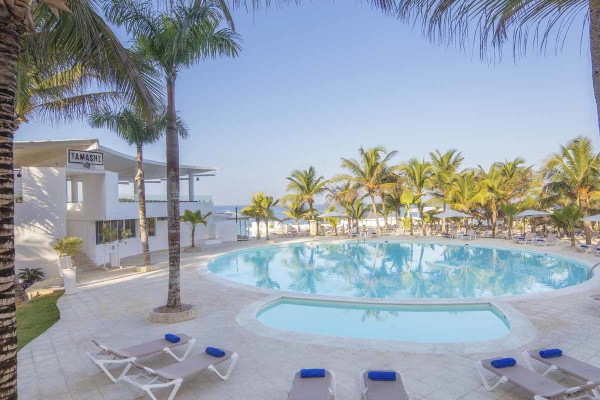 République Dominicaine : Circuit Adult Only +18 - Échappée Dominicaine depuis l'hôtel HM Alma de Bayahibe