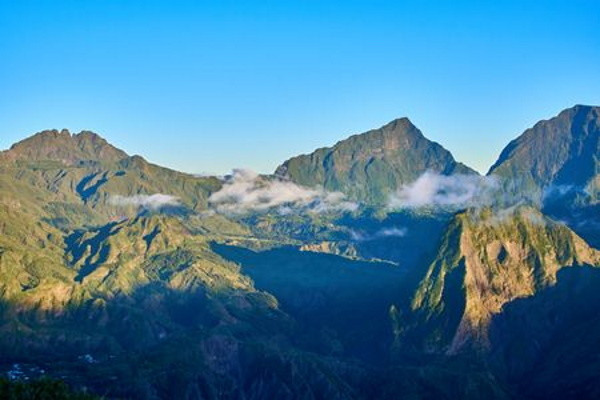 Reunion : Circuit Immersion à l'Île de la Réunion & Extension Saint-Gilles-les-Bains - Limité à 15 pers.