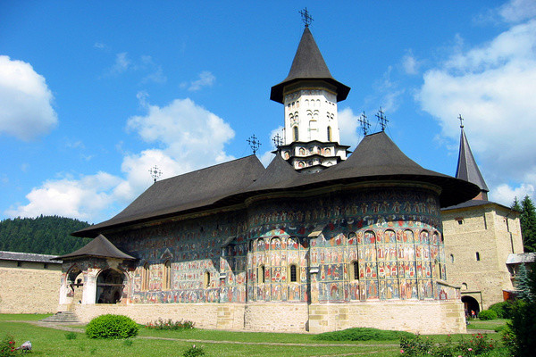 Monument - Circuit Découverte de la Roumanie - La Transylvanie et les Monastères de Bucovine Bucarest Roumanie