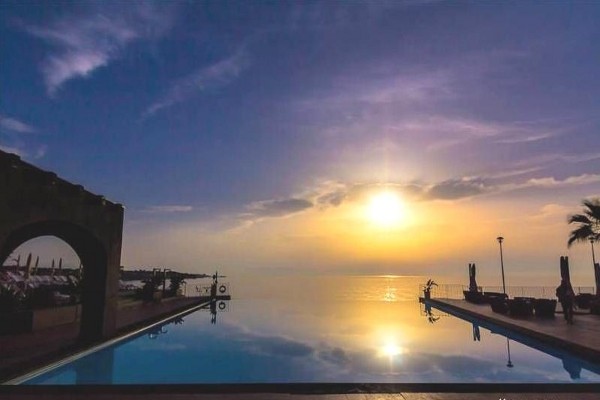 vue piscine - Etna, Taormine et Douceurs de l'Est
