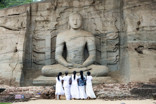 Monument - Circuit Aventures Sri Lankaises en privatif 3* Colombo Sri Lanka