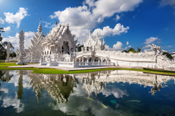 Temple blanc Wat Rong Khun Chiang Rai