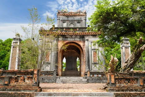 Monument - Circuit Vietnam Insolite Hanoi Vietnam