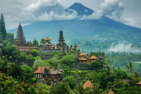 Bali : Combiné circuit et hôtel Merveilles Indonésienne : Bali, Java, Célèbes + ext Balnéaire à Nusa Dua en