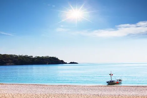 Grece : Combiné croisière et hôtel 4 nuits à Athènes & 3 nuits de croisière îles grecques et côte turque en