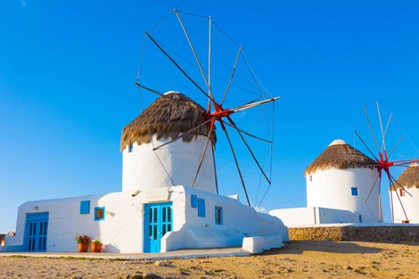 Riad - Combiné hôtels Combiné 3 îles : Mykonos - Paros - Santorin en 15 jours 2* Athenes Grece