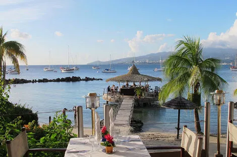 Plage - Combiné hôtels 2 îles - Guadeloupe et Martinique : Auberge de la Vieille Tour et Bakoua 4* Pointe A Pitre Guadeloupe