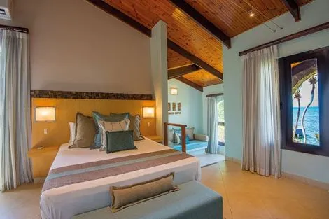 Chambre - Combiné hôtels 2 Iles - Mahé et Praslin : Cerf Island Resort + Coco De Mer & Black Parrot Suites 4* Mahe Seychelles