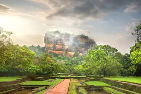 Combiné Circuit Joyaux du Sri Lanka (privatif) & plage au Framissima Evasion Turyaa 4* Sri Lanka Colombo