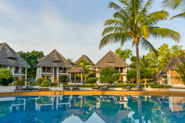 Tanzanie : Combiné circuit et hôtel club Zen Pearl Beach Resort 4* & Safari 1 nuit en avion