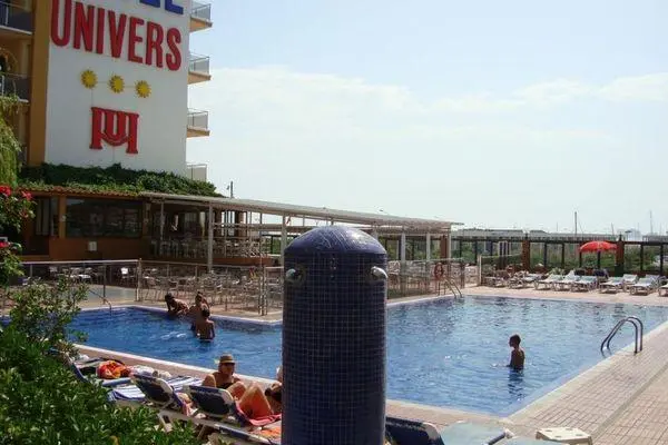 Espagne : Hôtel Univers Roses