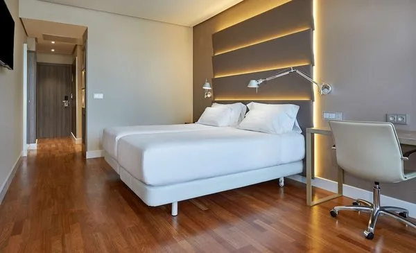 Espagne : Hôtel Nh Plaza De Armas
