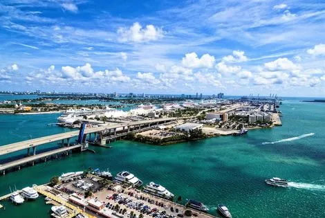 Etats-Unis : Hôtel Holiday Inn Port Of Miami