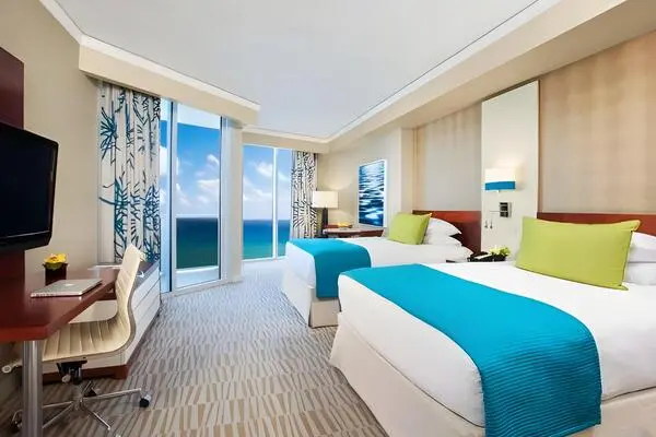 Etats-Unis : Hôtel Trump International Beach Resort Miami
