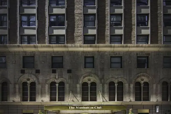 Facade - Manhattan Club Suite Apartments 4*Sup