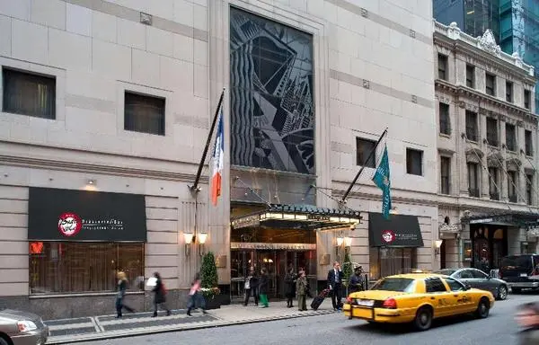 Facade - Millenium Broadway 4* New York Etats-Unis