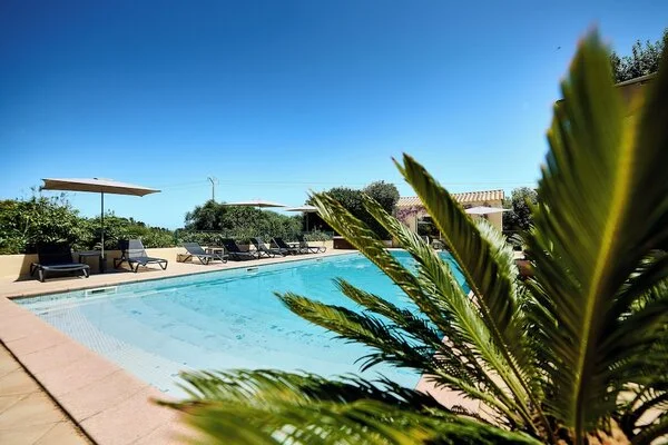 France Corse : Hôtel Les Jardins De La Madrague