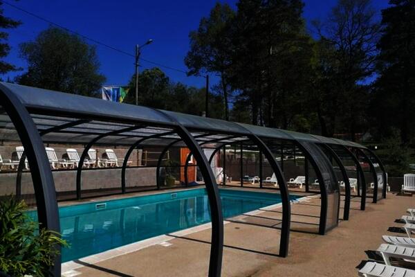 France : Camping Aux Portes Des Mille Sources