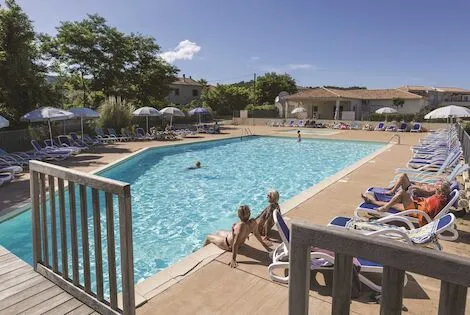 Sans Transport Club Acqua Linda France Saint-Pierre-des-Landes