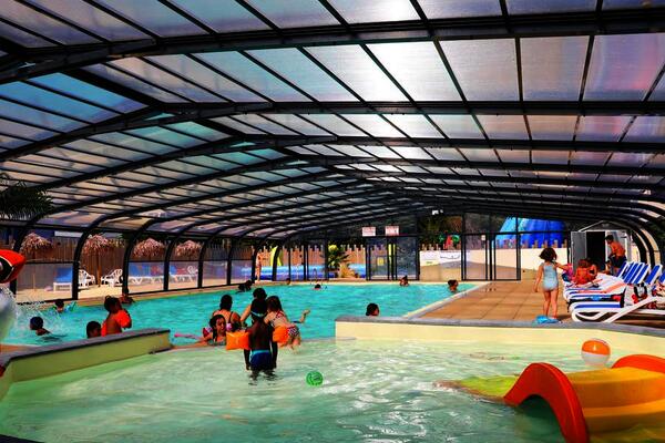 France : Camping L'Etang du Pays Blanc