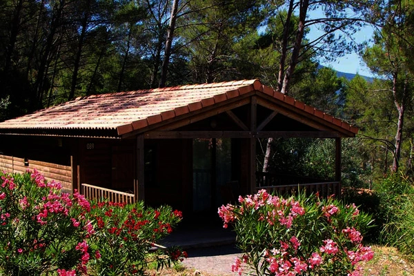 France : Résidence locative Lagrange Vacances Les Cottages Varois