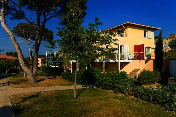 France : Résidence locative Lagrange Vacances Les Terrasses Des Embiez