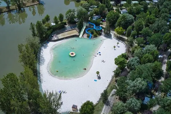 France : Camping Le Plan d'eau St Charles