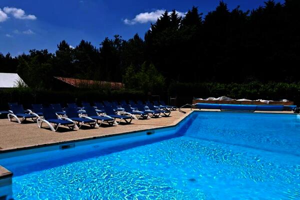 France : Camping Les Pins du Soleil