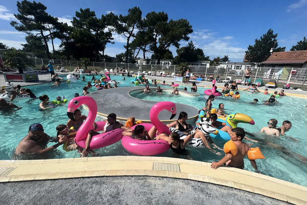 France : Camping Paradis Les Galets de la Mollière