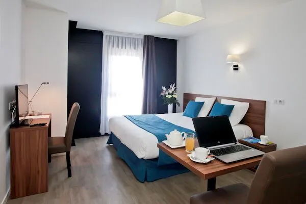 France : AppartHotel Paris Rueil