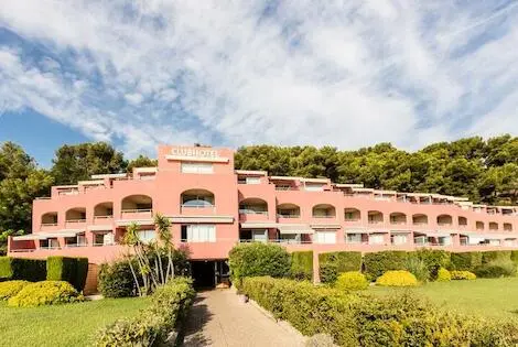 France : Résidence locative Pierre & Vacances  Les Jardins de la Côte d’Azur