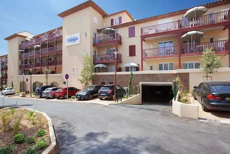 Sans Transport Prestige Les Canissons France Saint-Pierre-des-Landes