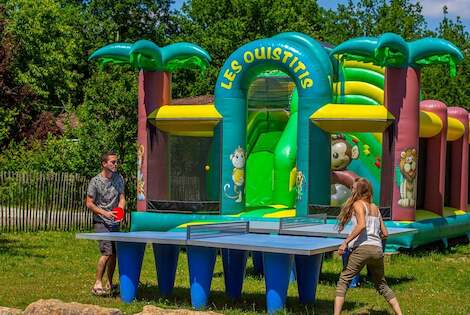 France : Camping Romanée - Lou Castel