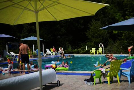 France : Camping Ushuaïa Villages Au Bois Joli