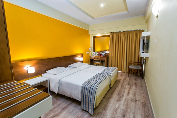 Grèce : Les Cyclades : Hôtel Athens Cypria Hotel