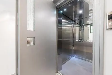 Grèce : Les Cyclades : Hôtel Athens Lights Hotel