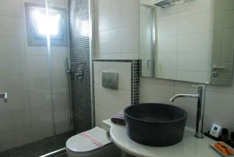 Salle de bain - Platia 3* Santorin Grece