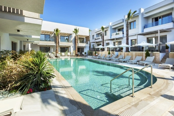 Grece : Hôtel Pefki Deluxe Residences