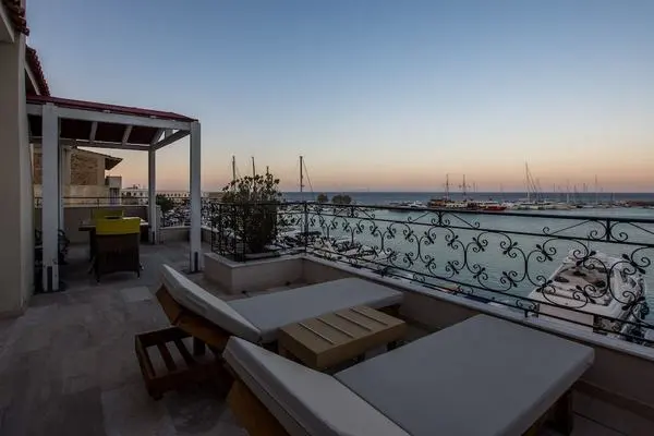 Grece : Hôtel Dali Luxury Rooms