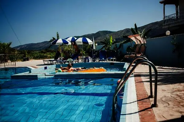 Grece : Hôtel La Caretta