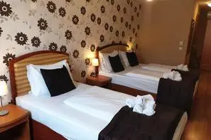 Hongrie-Budapest, Hotel Six Inn Hotel