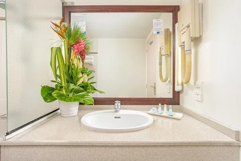 Iles Grenadines : Hôtel Karibea Valmeniere Hotel