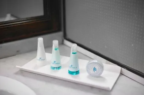 Iles Grenadines : Hôtel Karibea Valmeniere Hotel