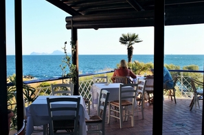 Italie-Naples, Hôtel Puntaquattroventi 4*