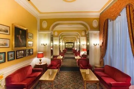 Reception - Bettoja Hotel Massimo D'azeglio 4* Rome Italie