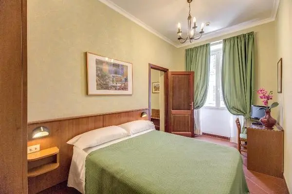 Chambre - Corona 3*