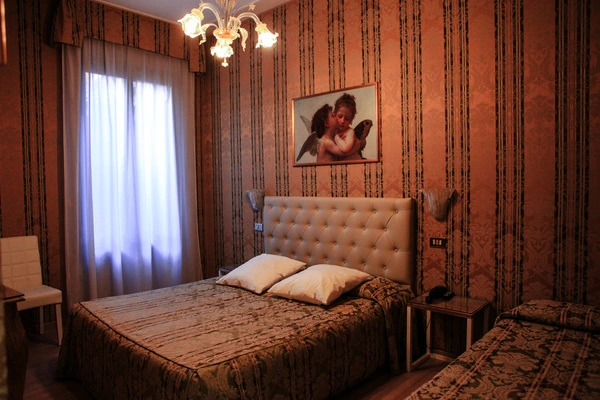 Italie : Hôtel Bridge